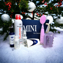 Cargar imagen en el visor de la galería, Set de 8 piezas Clareblend MINI Microcurrent Facelift con NeoGenesis HUDSONY Facial Spray 300 ml