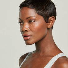 Cargar imagen en el visor de la galería, Colorescience Total Eye 3-in-1 Renewal Therapy SPF 35