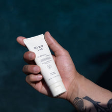 Cargar imagen en el visor de la galería, Kizo Lab UV Defense Clear Sunscreen SPF 50+