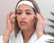 Load image into Gallery viewer, Omnilux Hydrogel Face Mask With Hyaluronic Acid 3pack - European Beauty by B