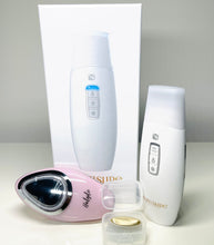 Load image into Gallery viewer, Tonisure Plasma & Galvanic 2 in 1 portable skin care device with free Glo Brush