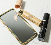 Load image into Gallery viewer, Epicuren Discovery Defend &amp; Balance Tinted Mineral Sunscreen SPF 50
