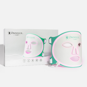 Máscara de terapia de luz flexible LED transparente Omnilux con resultados comprobados.